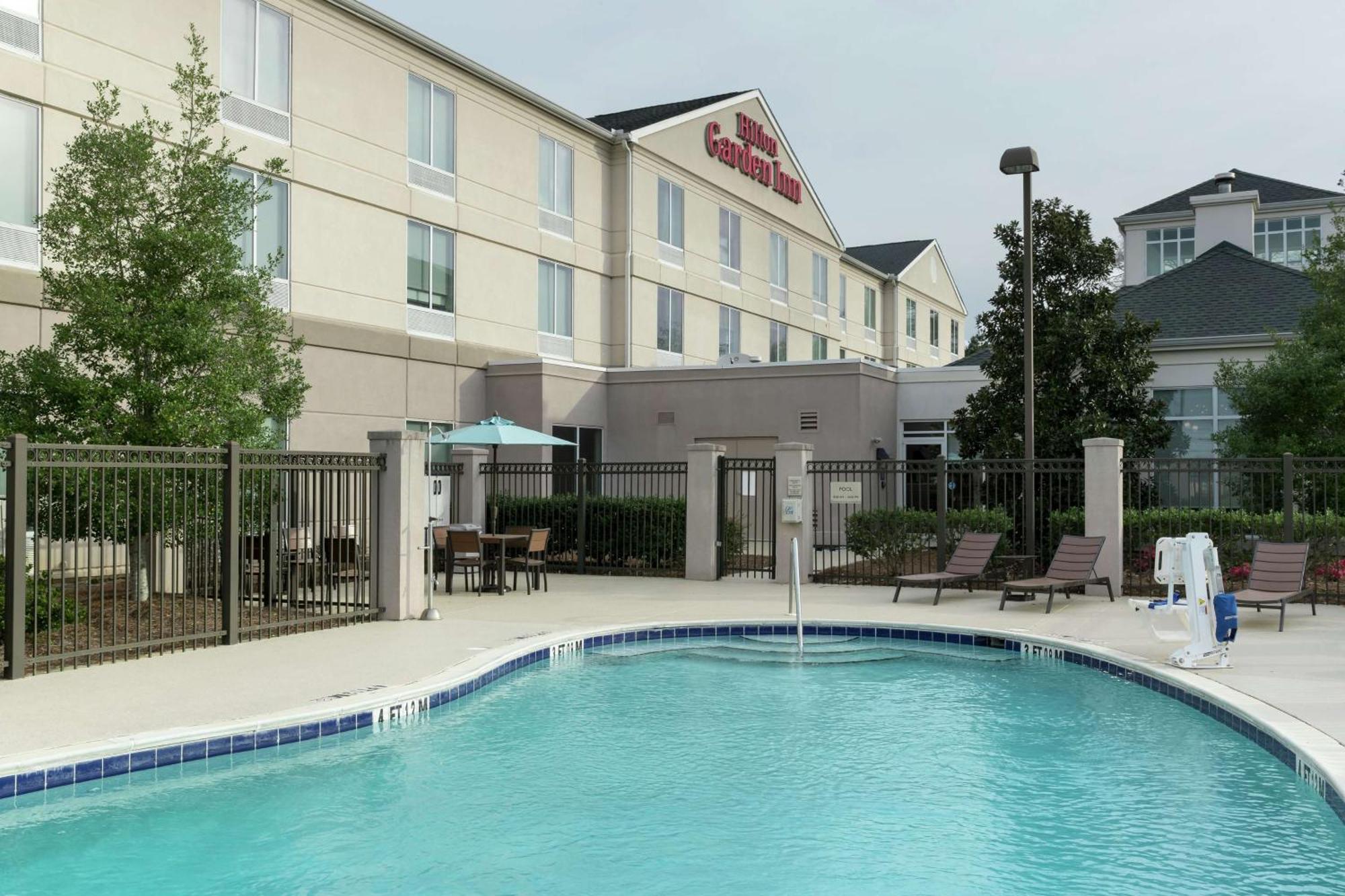 Hilton Garden Inn Dothan Exterior photo